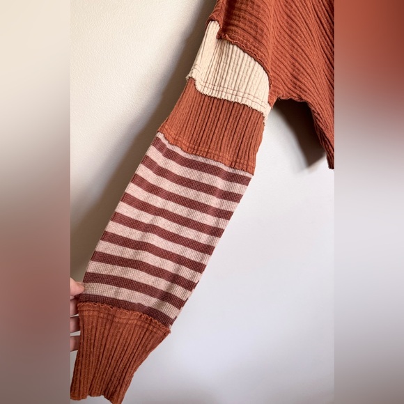 Gilded Intent Cropped Thermal Top Mixed Sleeve Striped Boho Rust Medium - Picture 3 of 10